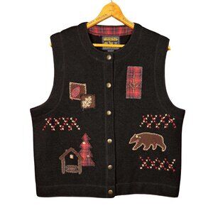 Vintage Wool Sweater Vest Black Woolrich Cabincore Embroidered Bear Vest Cozy